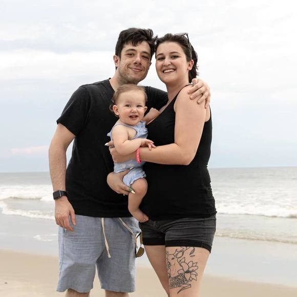 Meet your Posher, Erin - Picture 1 of 1